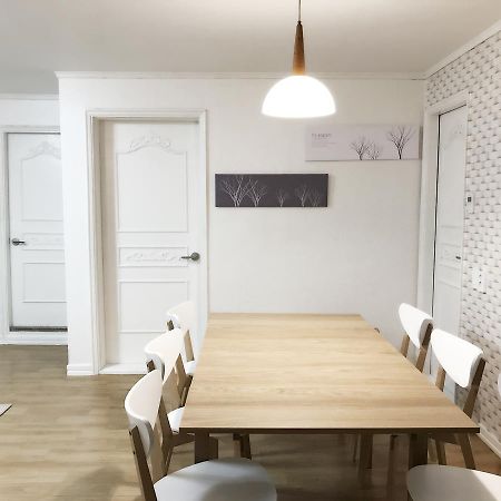 Hongdae Zoe Three Room House โซล ภายนอก รูปภาพ