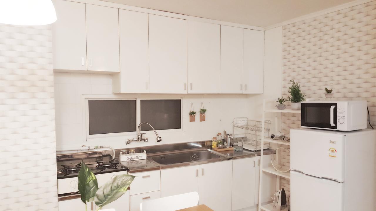 Hongdae Zoe Three Room House โซล ภายนอก รูปภาพ