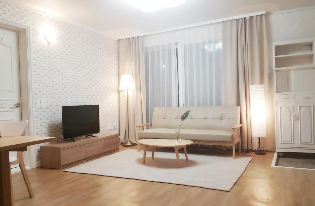 Hongdae Zoe Three Room House โซล ภายนอก รูปภาพ