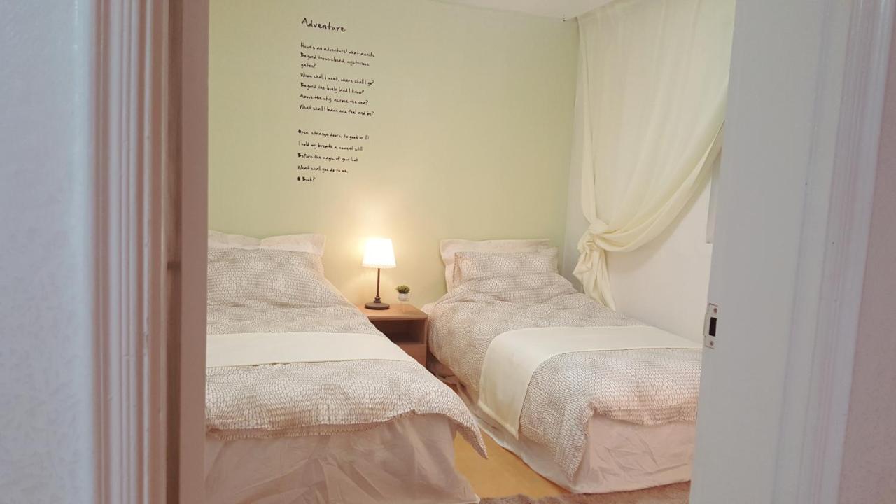 Hongdae Zoe Three Room House โซล ภายนอก รูปภาพ